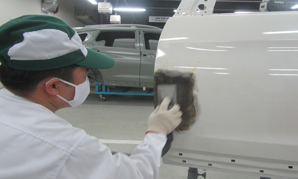Quy trình sơn tiêu chuẩn để khắc phục được hư hỏng bề mặt trên ô tô