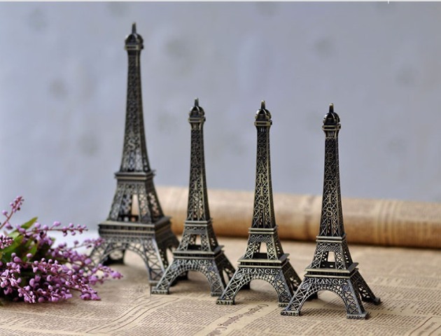 Địa chỉ bán mô hình tháp Eiffel độc đáo nhất Hà Nội