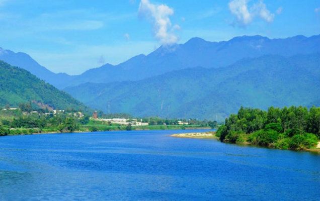 Điểm đến phươt Đà Nẵng: Đẹp ngỡ ngàng dòng sông Cu Đê