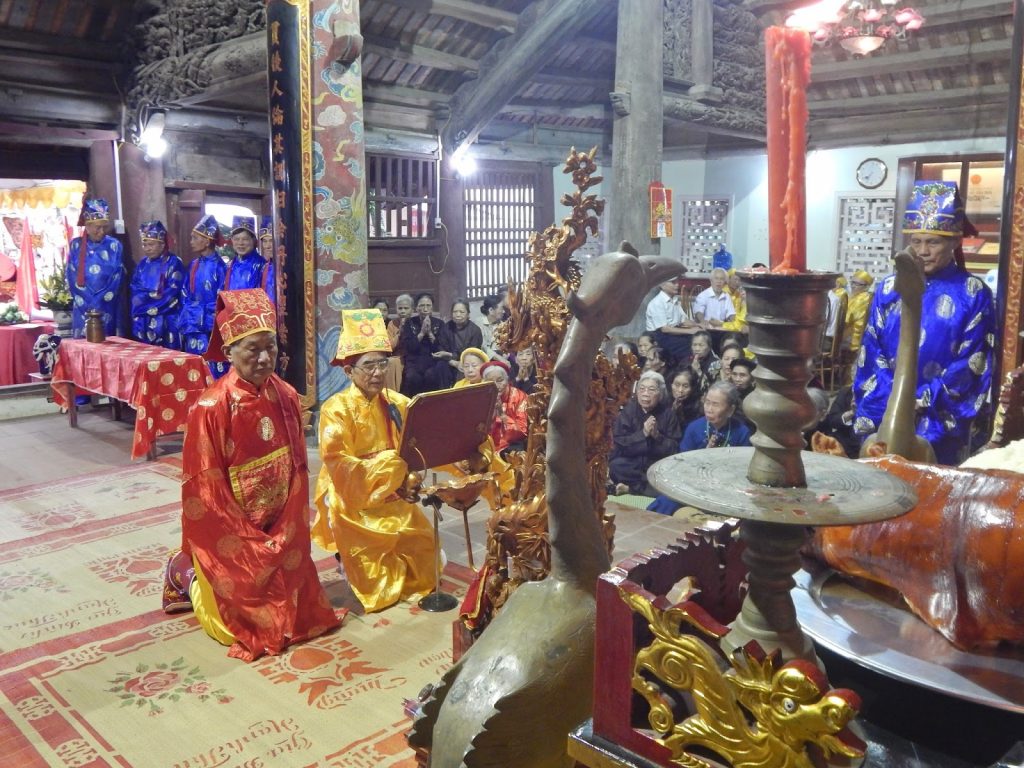 Phong tục thờ Thành Hoàng Làng của người Việt