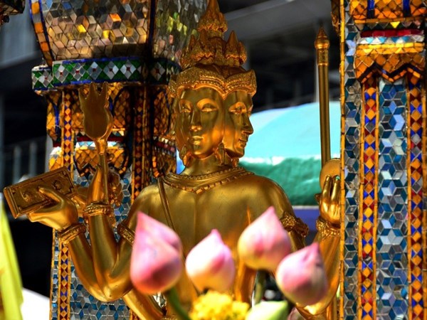 Cách thờ thần Tứ Diện – Phật bốn mặt Thái Lan