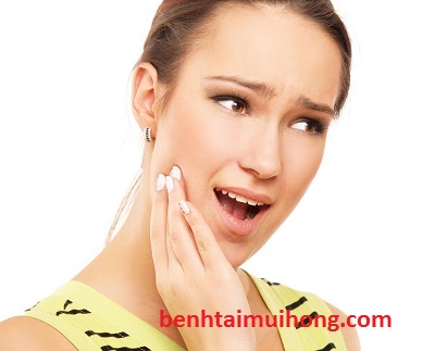 Nhầm lẫn bệnh chứng viem xoang hàm sang sâu răng